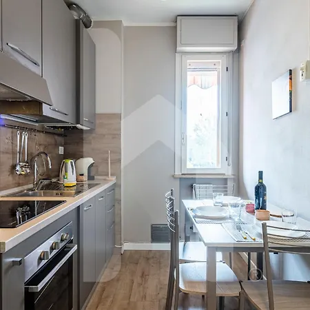 Homiday- Free Parking - Design Flat - Ospedale Cisanello Apartment Pisa