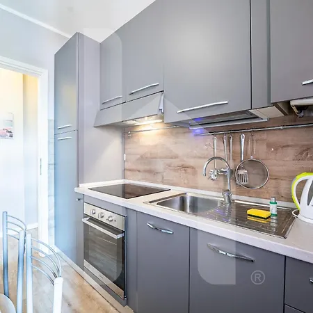 Homiday- Free Parking - Design Flat - Ospedale Cisanello * Pisa