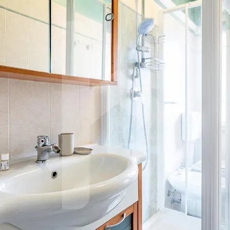 Apartment Homiday- Free Parking - Design Flat - Ospedale Cisanello Pisa
